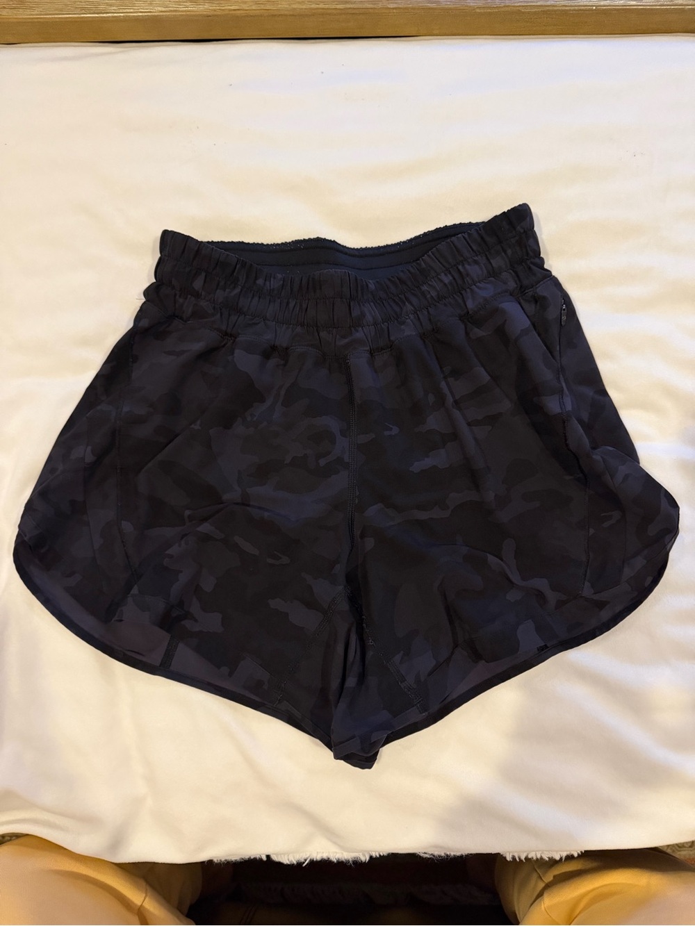 Lululemon Women’s Black Camouflage Athletic Shorts 5”